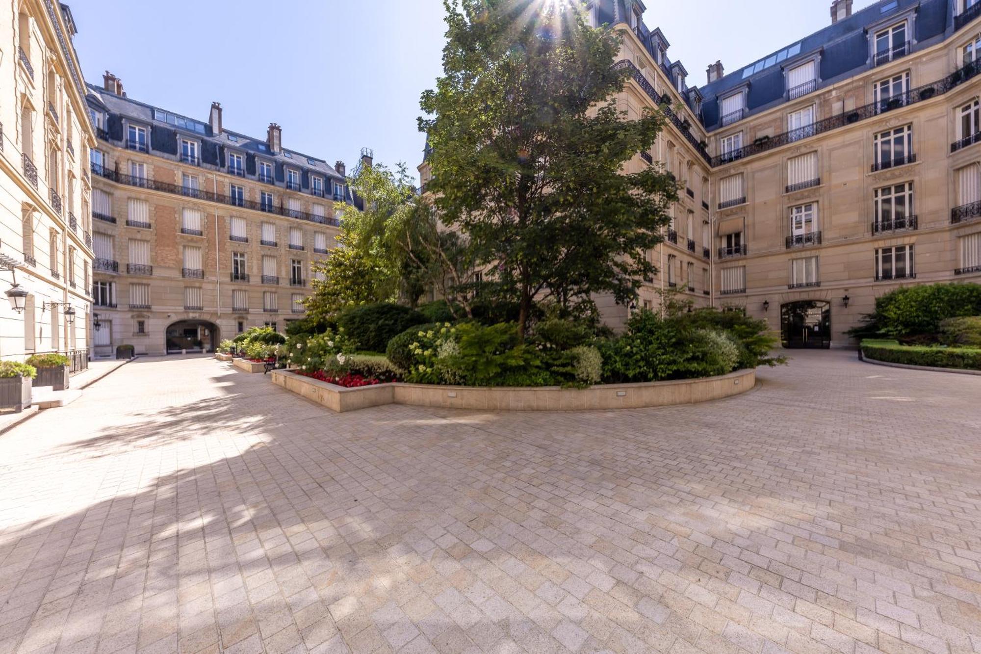 Avenue Montaigne - Champs Elysees Appartement