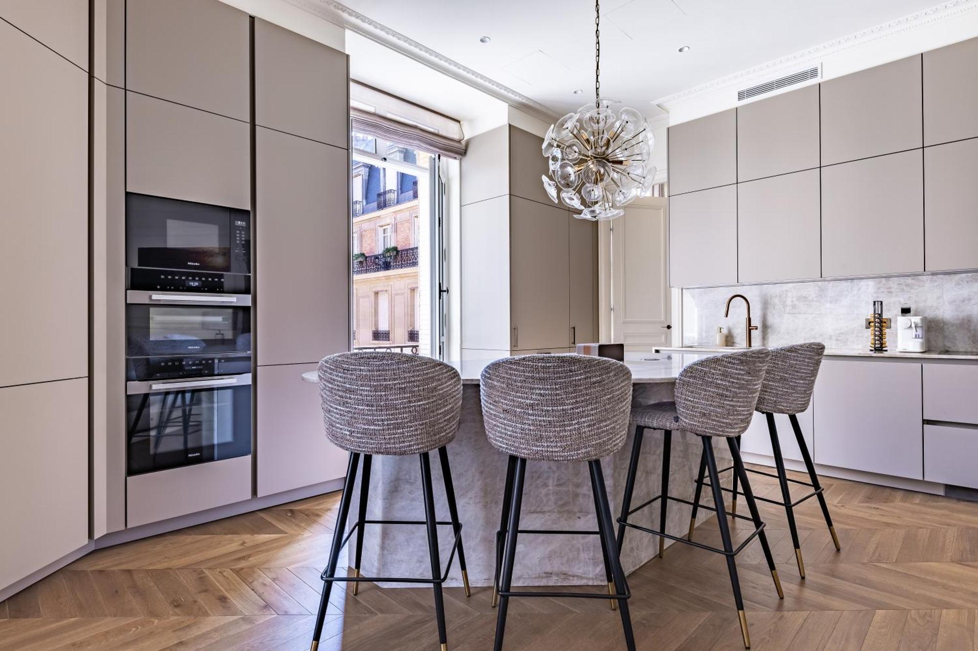 Avenue Montaigne - Champs Elysees Appartement *